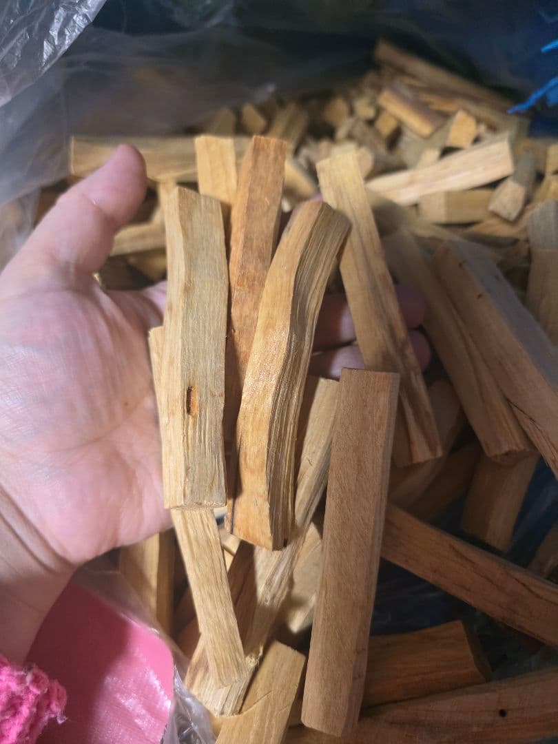 ワンページ☆ペルー産プレミアムパロサント1KG業務用価額