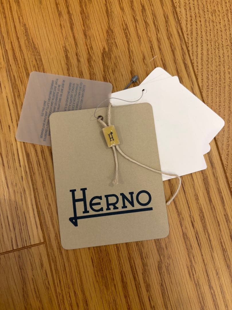B*a様 ヘルノ　国内正規品　42 ダウン