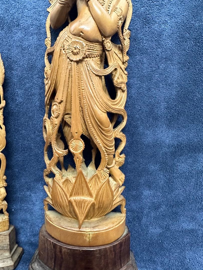 木彫り　インド　白檀　弁財天 彫刻　美術品　仏像　636g