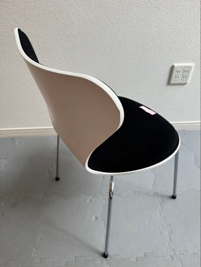 ④ UNA　フリッツハンセン・セブンチェア（1脚の価格です）