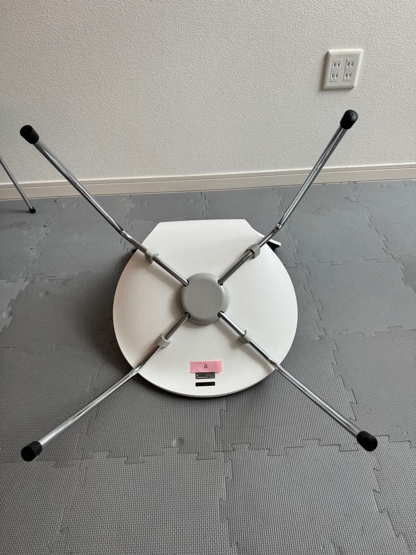 ④ UNA　フリッツハンセン・セブンチェア（1脚の価格です）