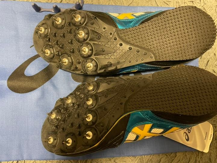 アシックス　陸上　スパイク　25.5cm 換えのスパイク付き
