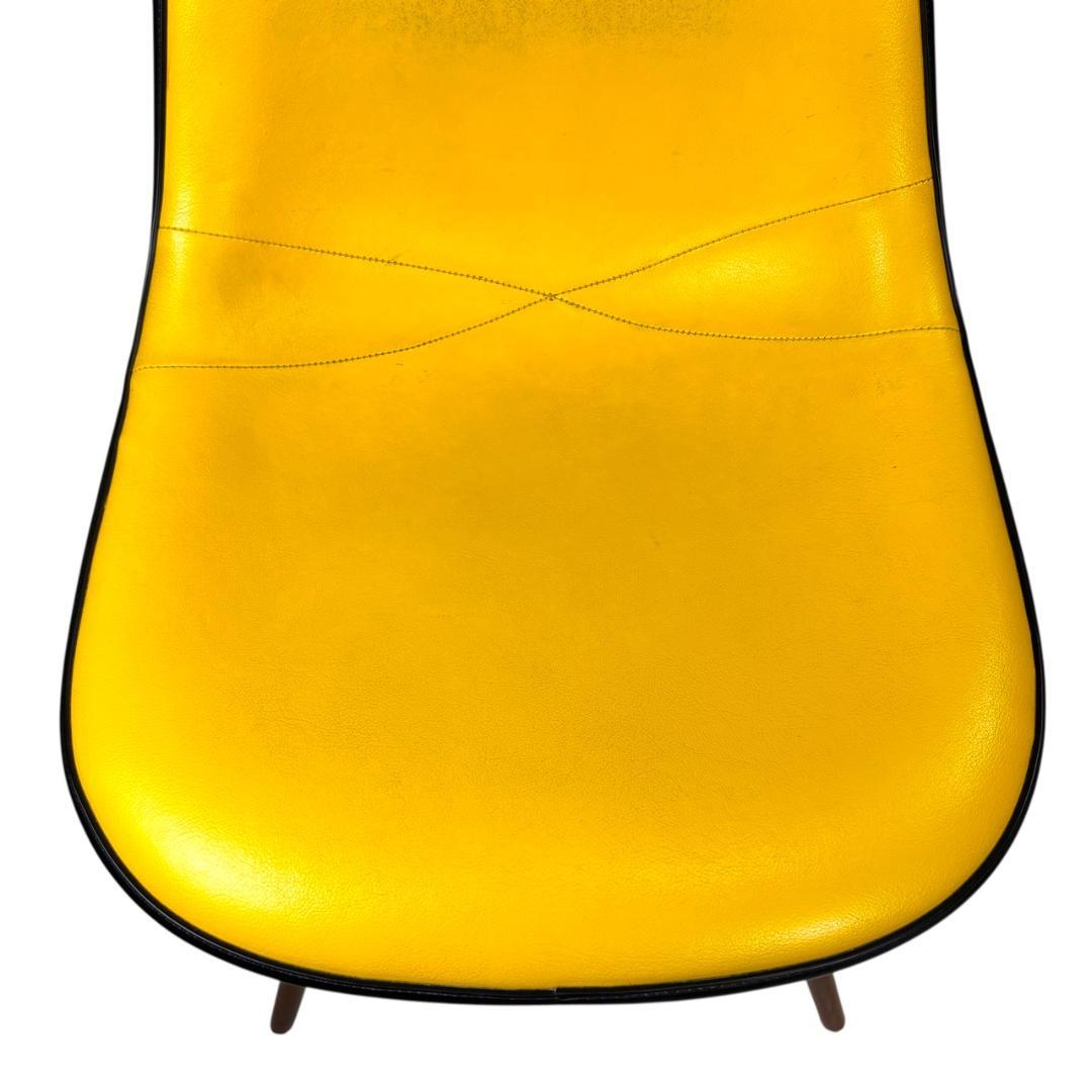 ヴィンテージ CHARLES EAMES　チャールズ イームズ チェア FRP