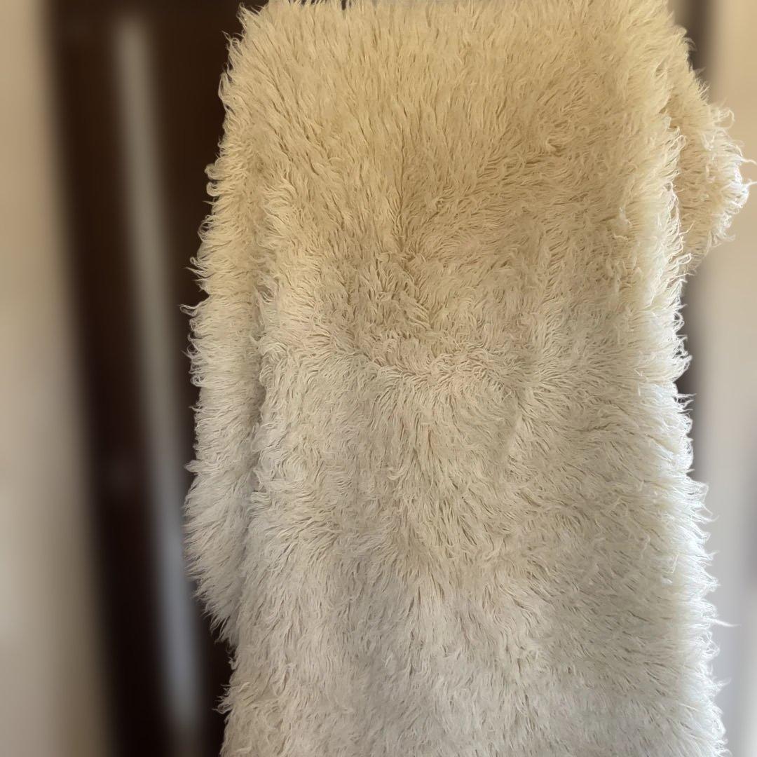 ギリシャ製　白色　ヤギ　ゴートファーラグ　毛布