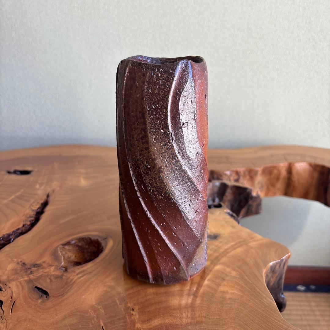 備前焼 山下譲治造 花瓶 高さ19cm 共箱