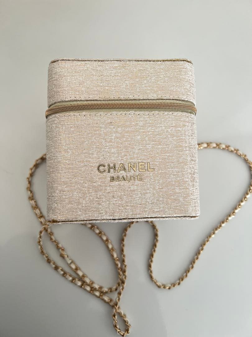 CHANEL ノベルティ バニティ ポーチ