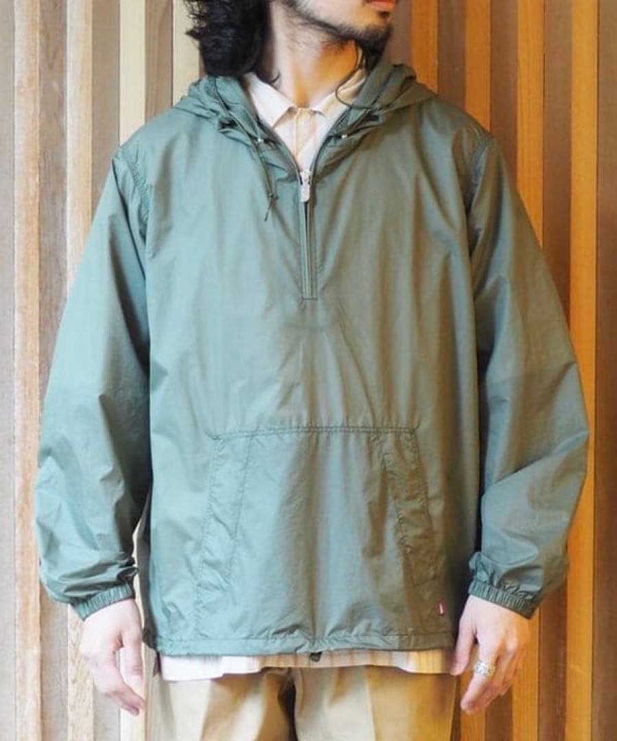 『Mountain Wind Parka』(Olive)