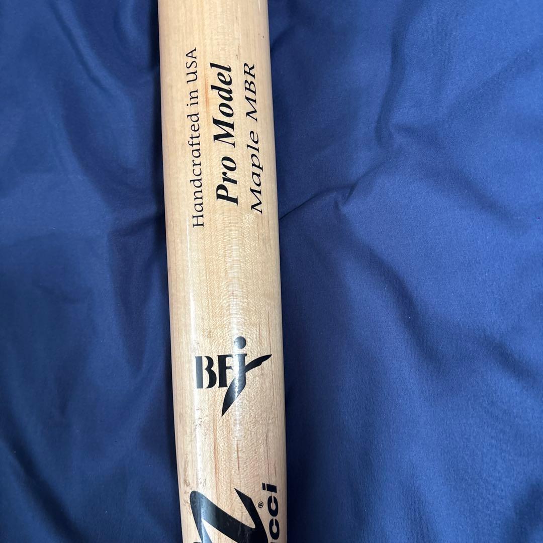 marucci マルーチ　硬式木製バット
