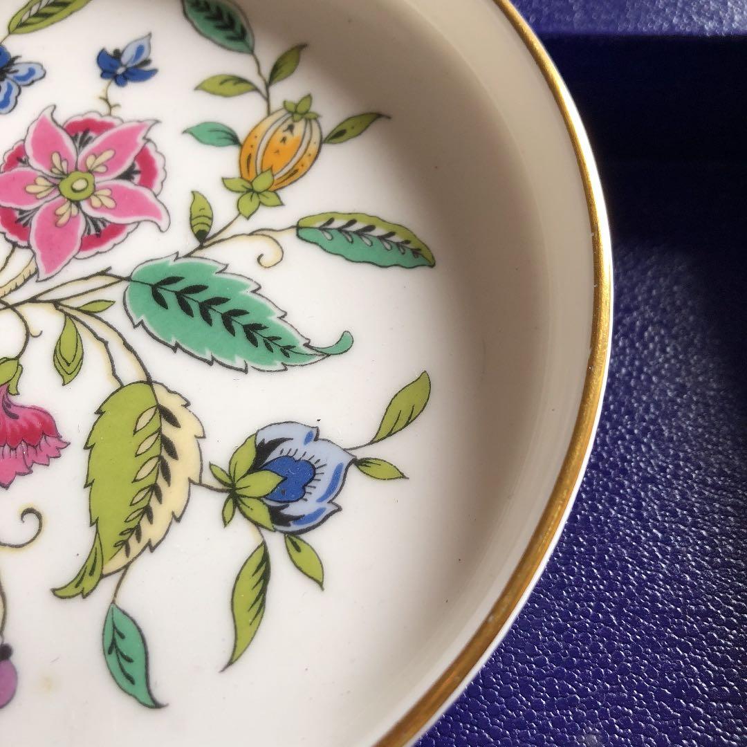 いちご　ロイヤルドルトンMINTONハドンホール