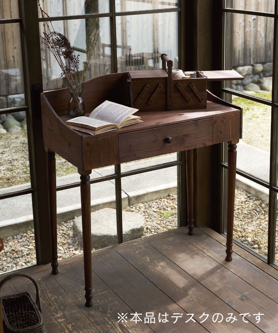 ハーマイオニーの勉強机セット❀　クルックシャンクス　卓上ランプ　デスク