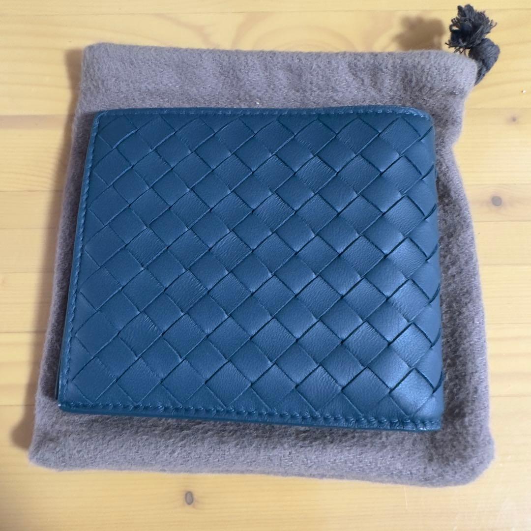 ボッテガヴェネタ　BOTTEGA VENETA ペトロルブルー