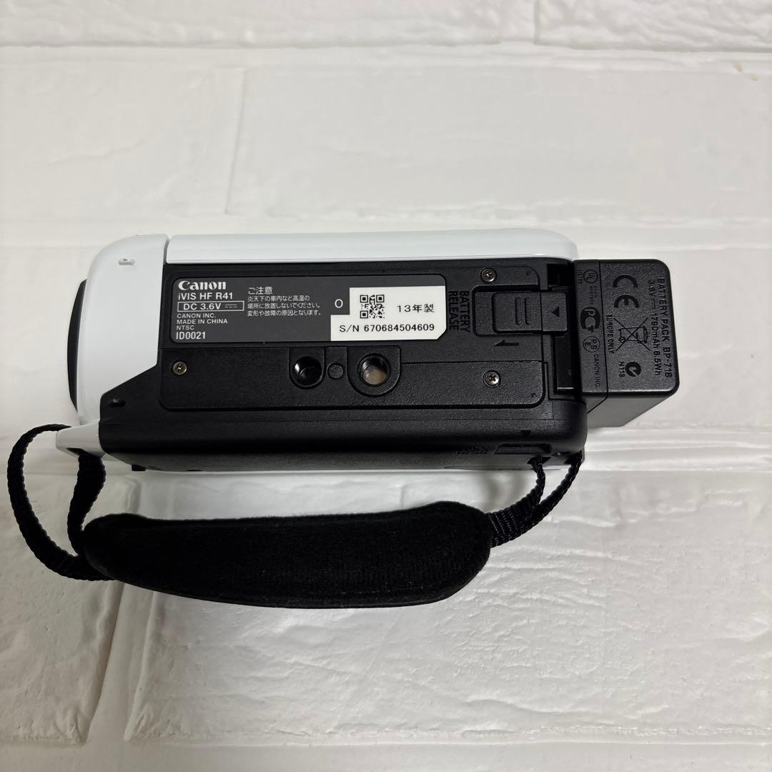 極美品　キャノン HD ビデオカメラIVIS HFR41 ケース付 未使用に近い