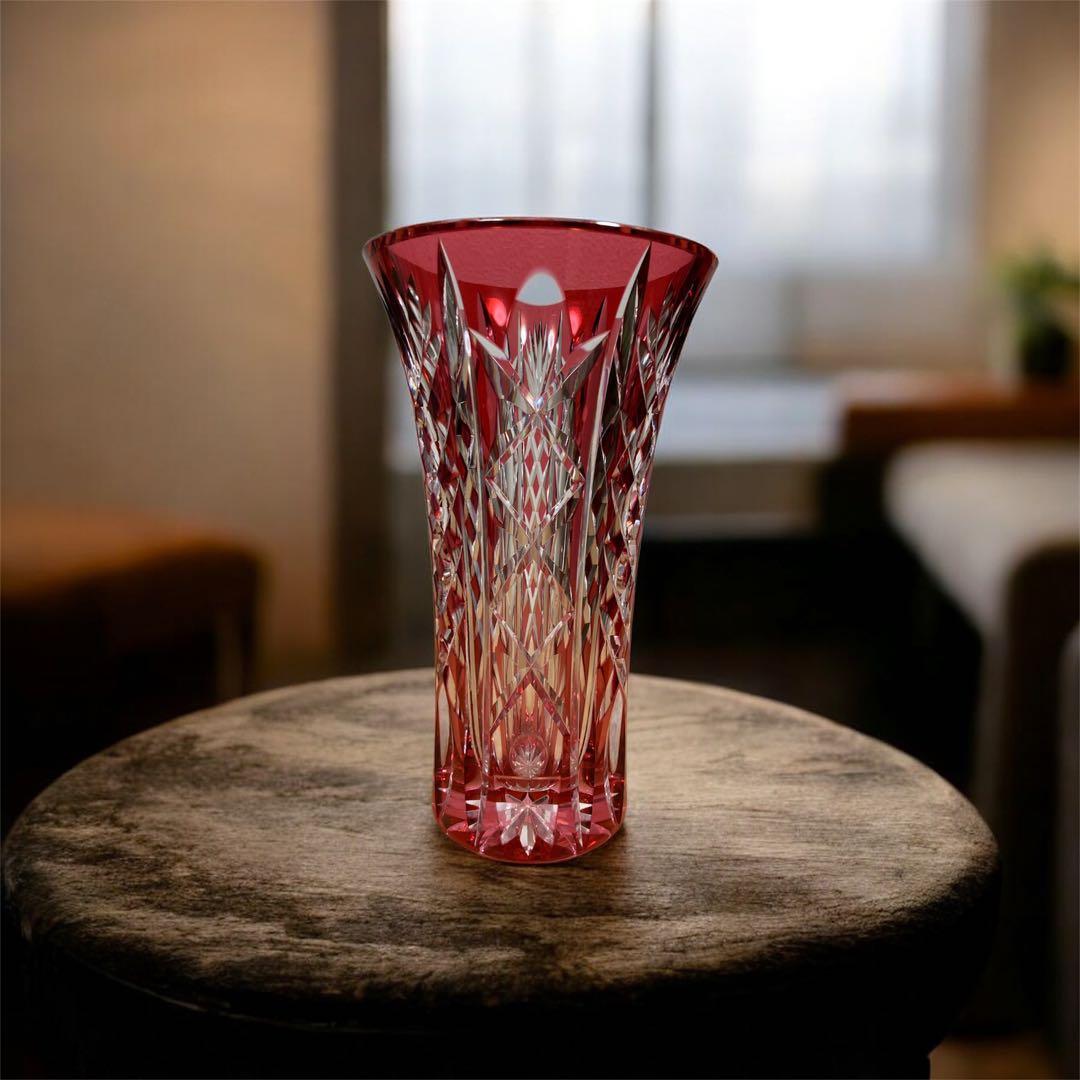 江戸切子 赤花瓶 星型 外箱付 クリスタルガラス 花器　東京都指定 伝統工芸品