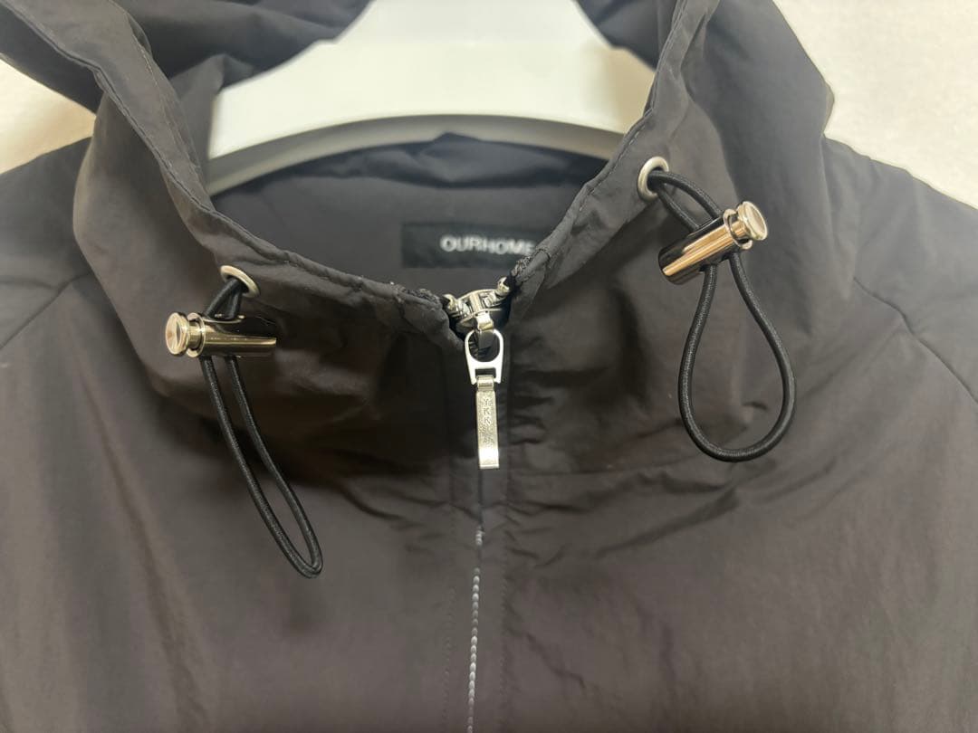 アワーホーム　撥水素材のダブルジップコート