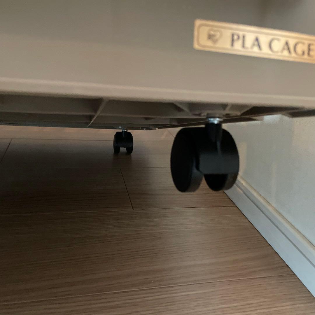 猫・犬用 プラスチック ケージ 二段 ベージュ アイリスオーヤマ コロコロ付き