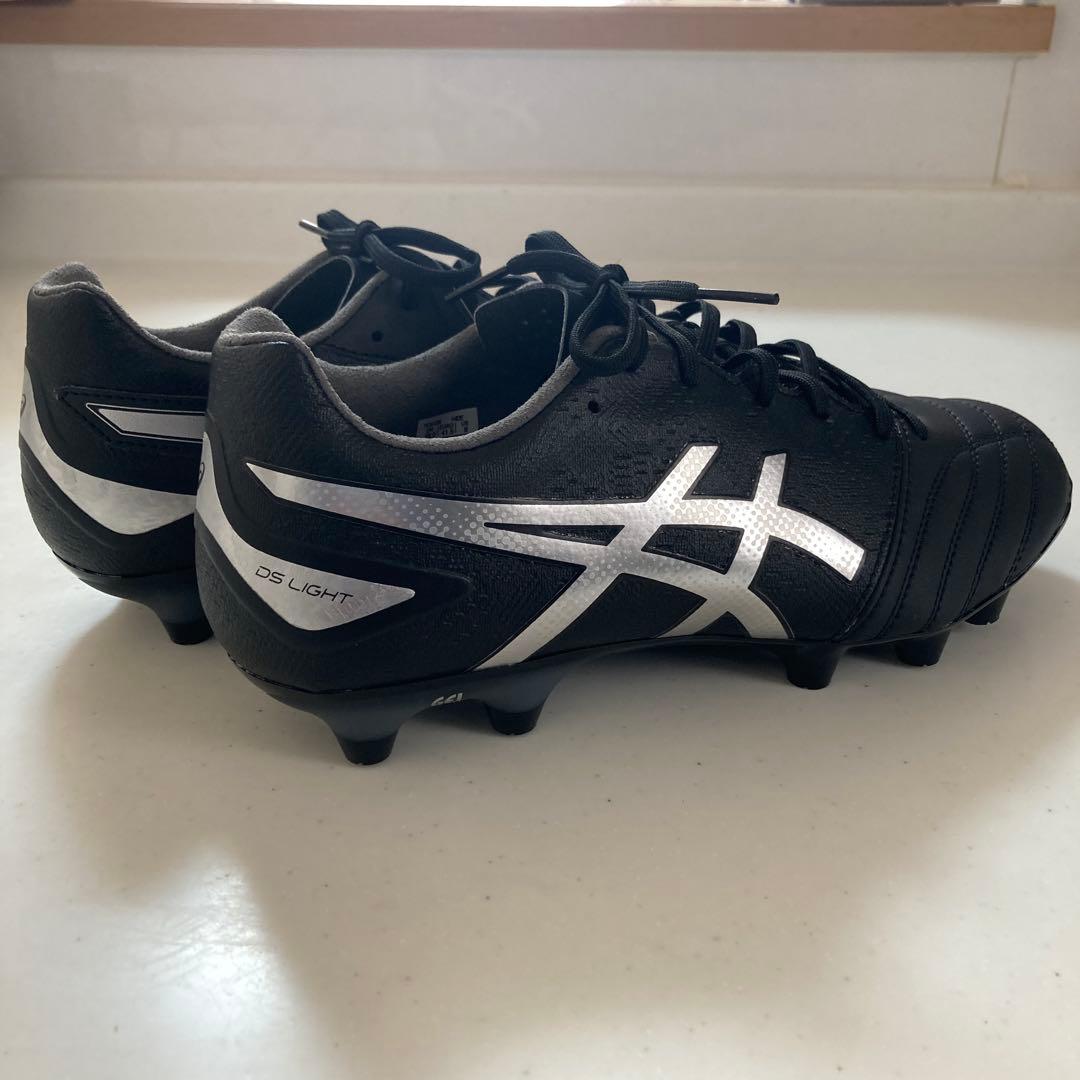 新品 ASICS DS LIGHT スパイク （ブラック×シルバー） 26cm