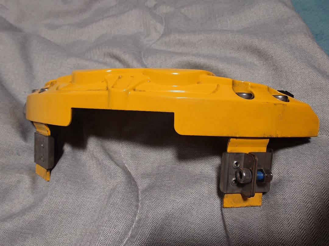 GR86/BRZ専用Result Japan キャリパーカバー イエロー