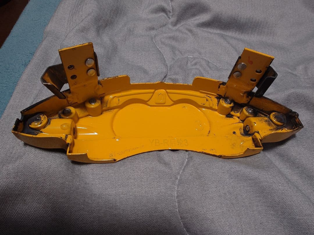 GR86/BRZ専用Result Japan キャリパーカバー イエロー