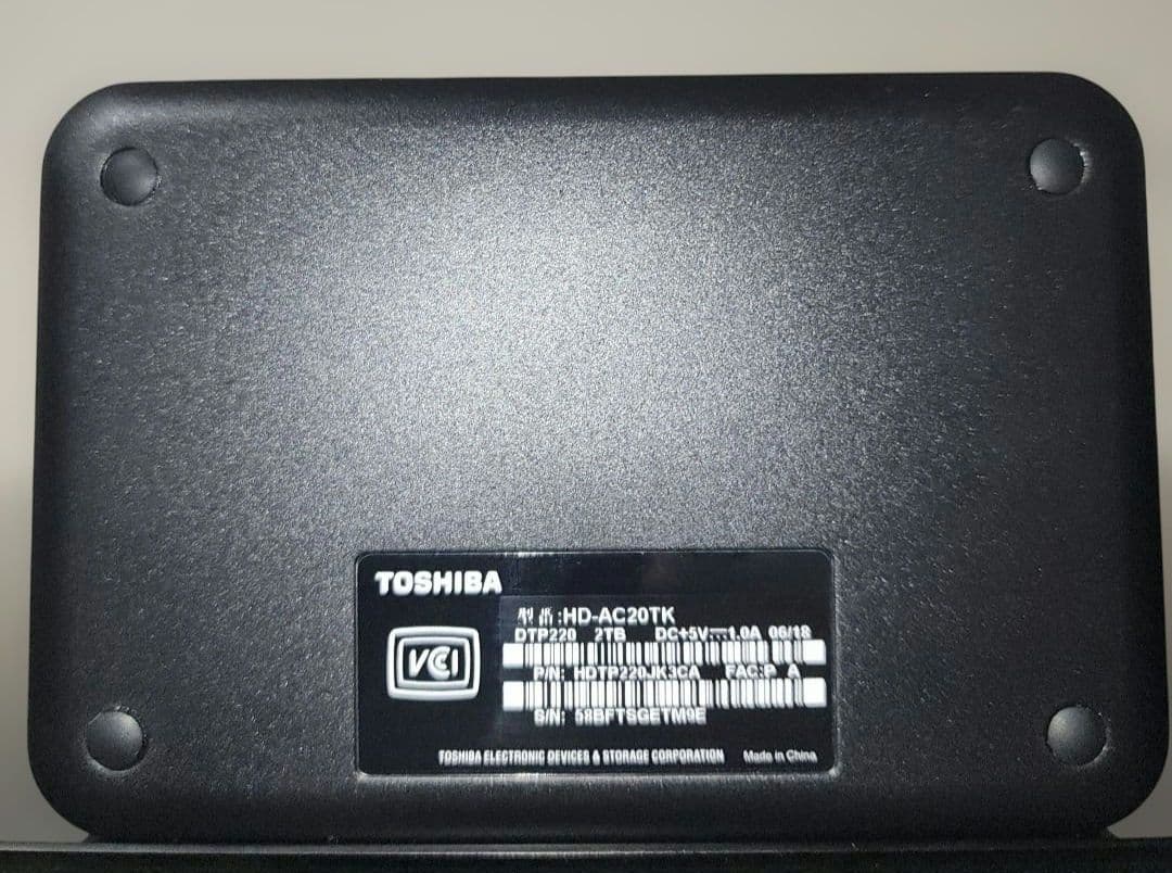 TOSHIBA ポータブルハードディスク 2TB