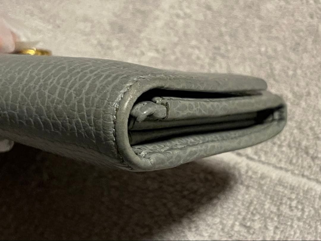 GUCCI（グッチ）財布　ダブルGロゴ（GG）　グレー