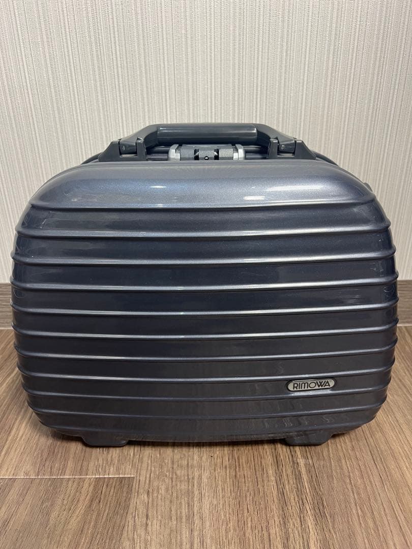 【美品】リモワ RIMOWA SALSA BEAUTY CASE （SLV）