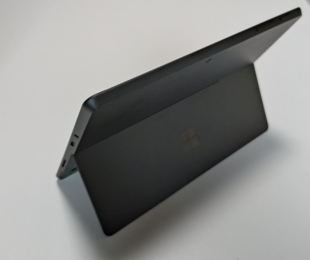 ★Microsoft Surface Go3　ブラック