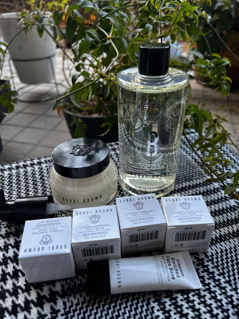 BOBBI BROWN クレンジングオイルとフェイスベースセット（大容量お得)