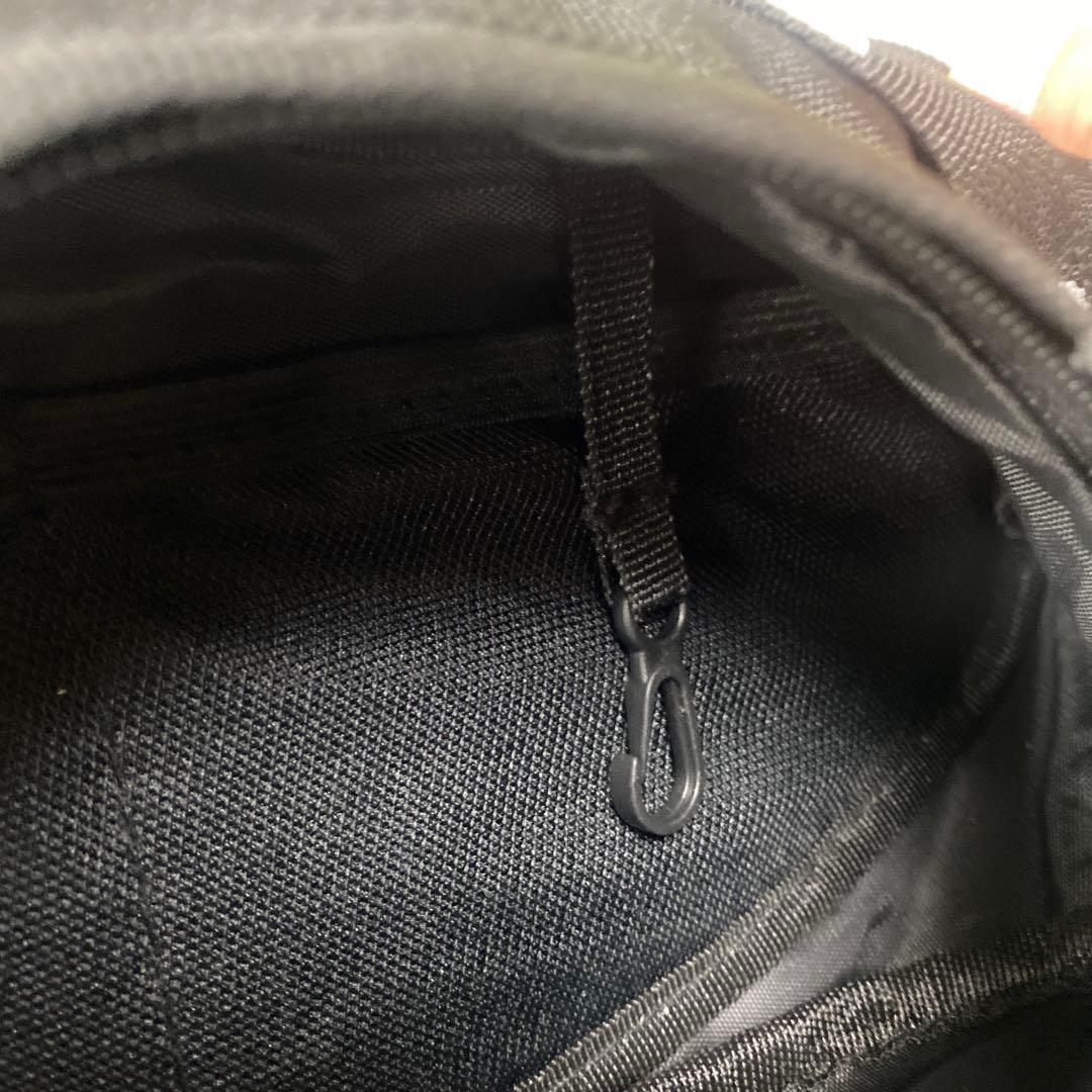 ★Supreme★コーデュラ★ブラック★18ss★ボディバッグ★美品★