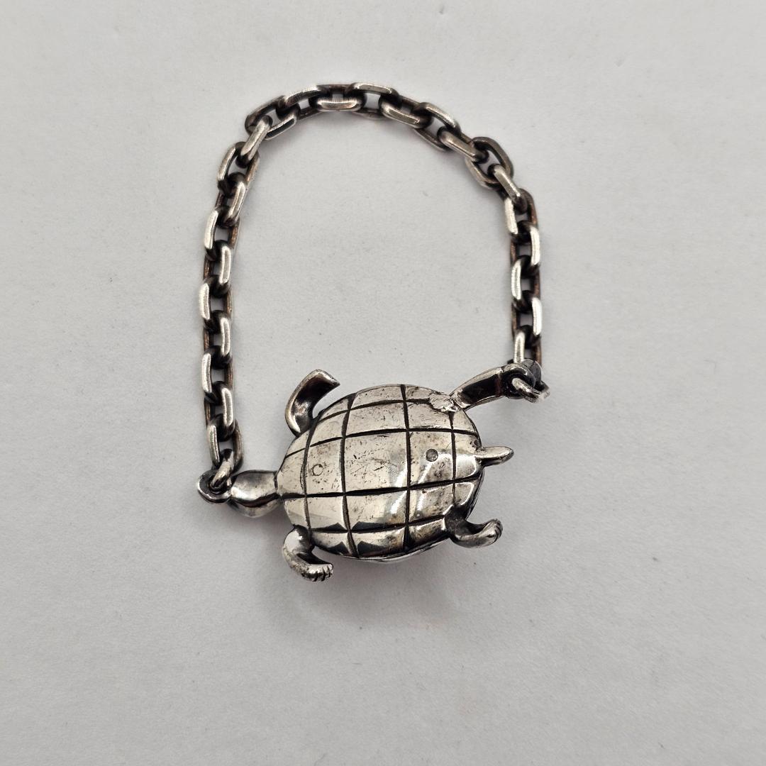 美品 HERMES エルメス 亀 かめ キーチェーン キーホルダー シルバー
