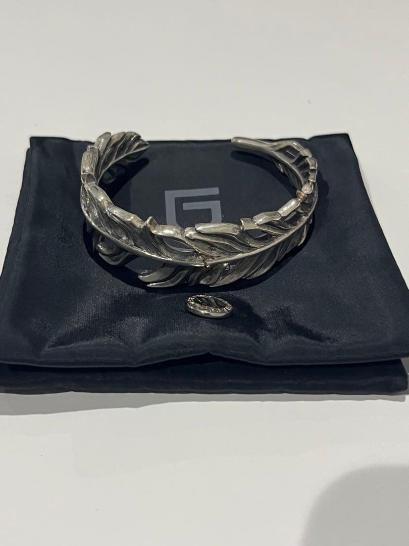 ※値段交渉可　GARNI 925シルバー フェザーバングル　※プレゼント2点付き