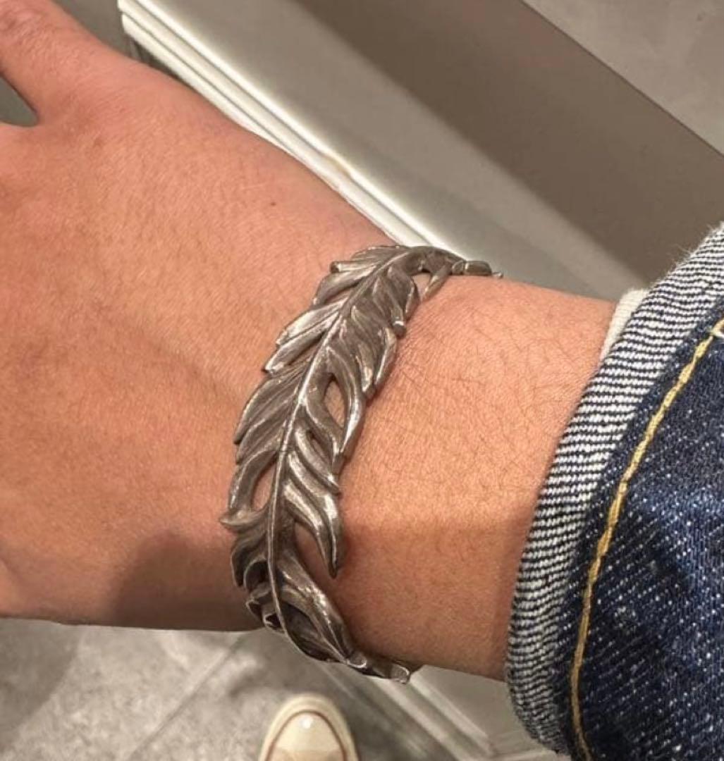 ※値段交渉可　GARNI 925シルバー フェザーバングル　※プレゼント2点付き