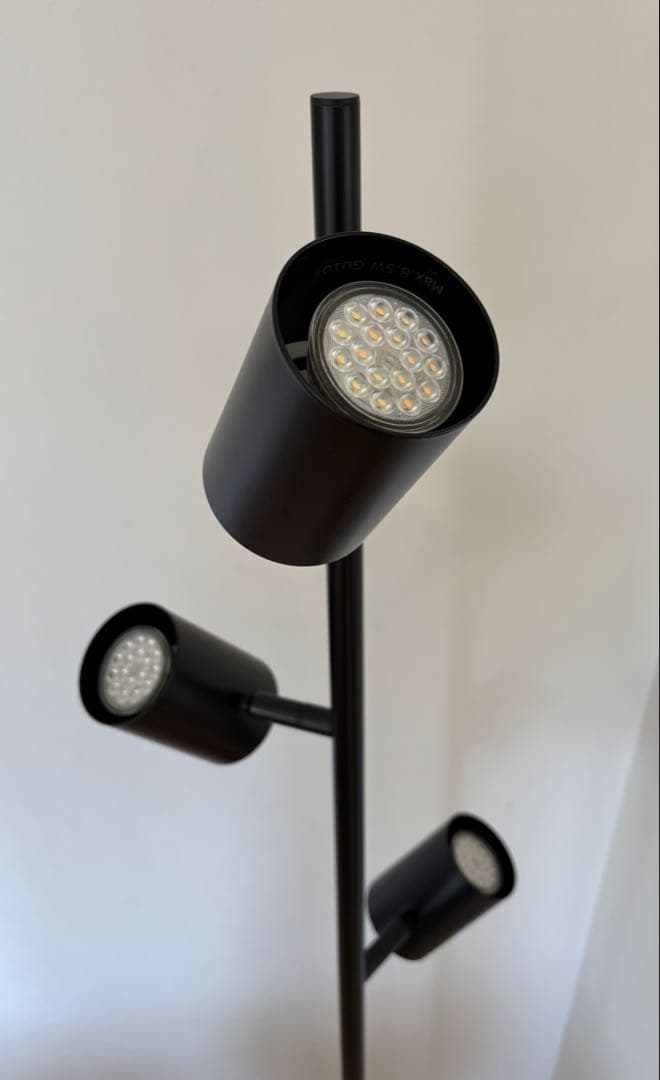 イケアIKEA ニーモーネ フロアランプ 3スポット＋SOLHETTALED×3