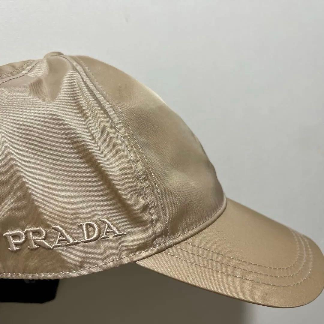 PRADA ベージュ ナイロン キャップ♪即購入okです！正規品⭐︎お値引き中！