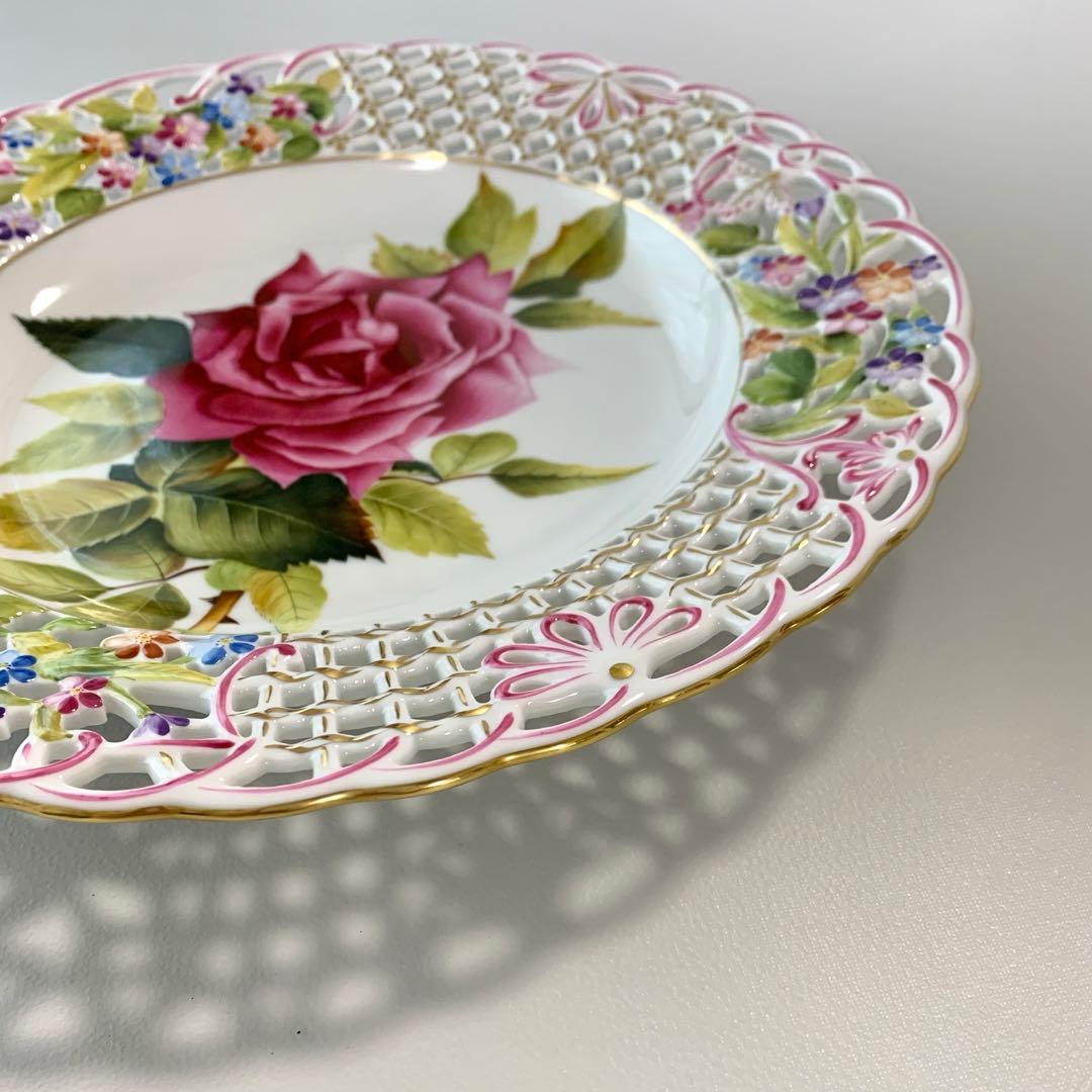 【HEREND】薔薇　プレート　ピアス