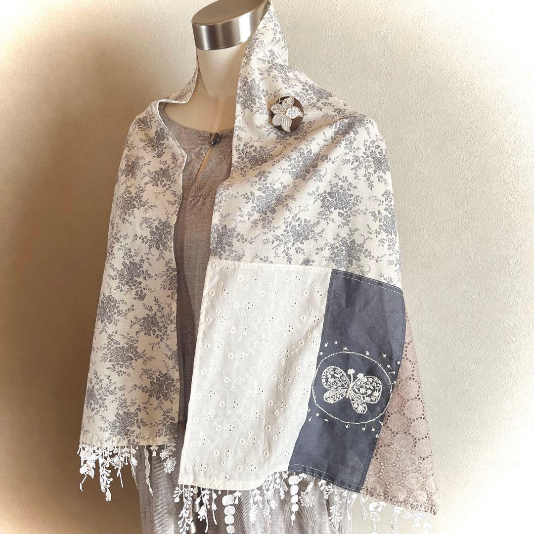 イザベルハンドメイドミナペルホネンforest wingと小花のストール。