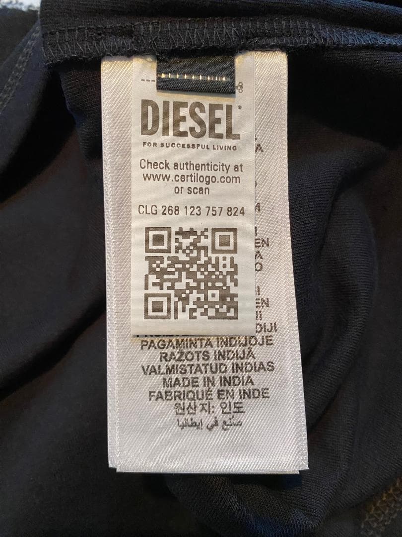 25SS【新品】DIESELディーゼル ロゴＴシャツ 半袖 ブラックＬ