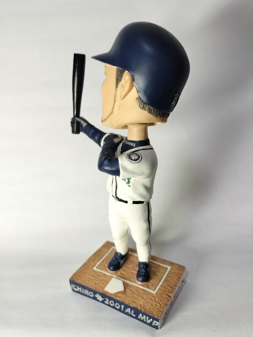 イチロー／”MVP＆新人王”ボブルヘッド人形 (2002／シアトル・マリナーズ）