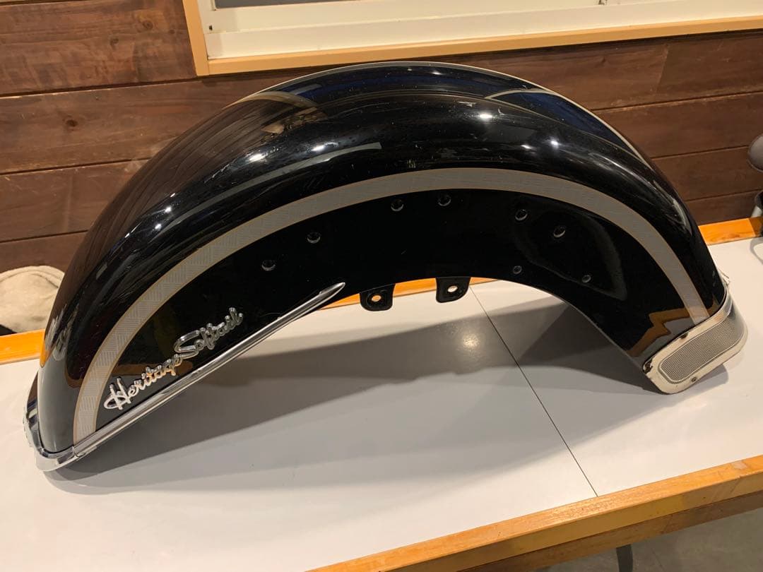 ハーレー ダビッドソン　100周年　2003年FLSTC フロントフェンダー