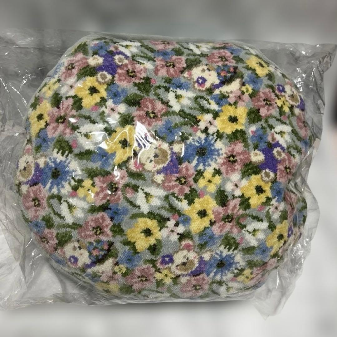 フェイラー　リリアファインドミー　円形クッション