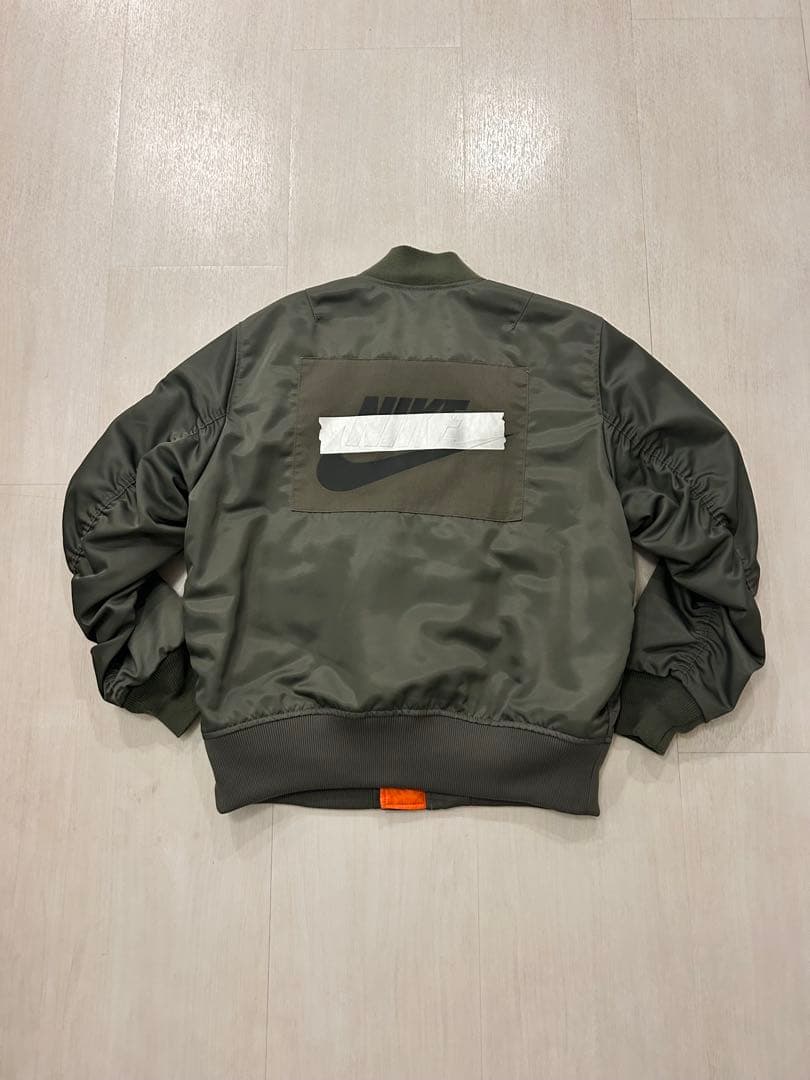 NIKE ナイキ　パンクパックMA-1ジャケット オリーブ　バックロゴ