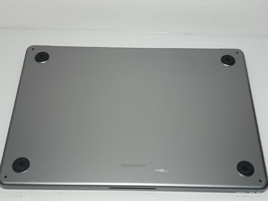 MacBook Air M2チップ メモリ16GB SSD：500GB