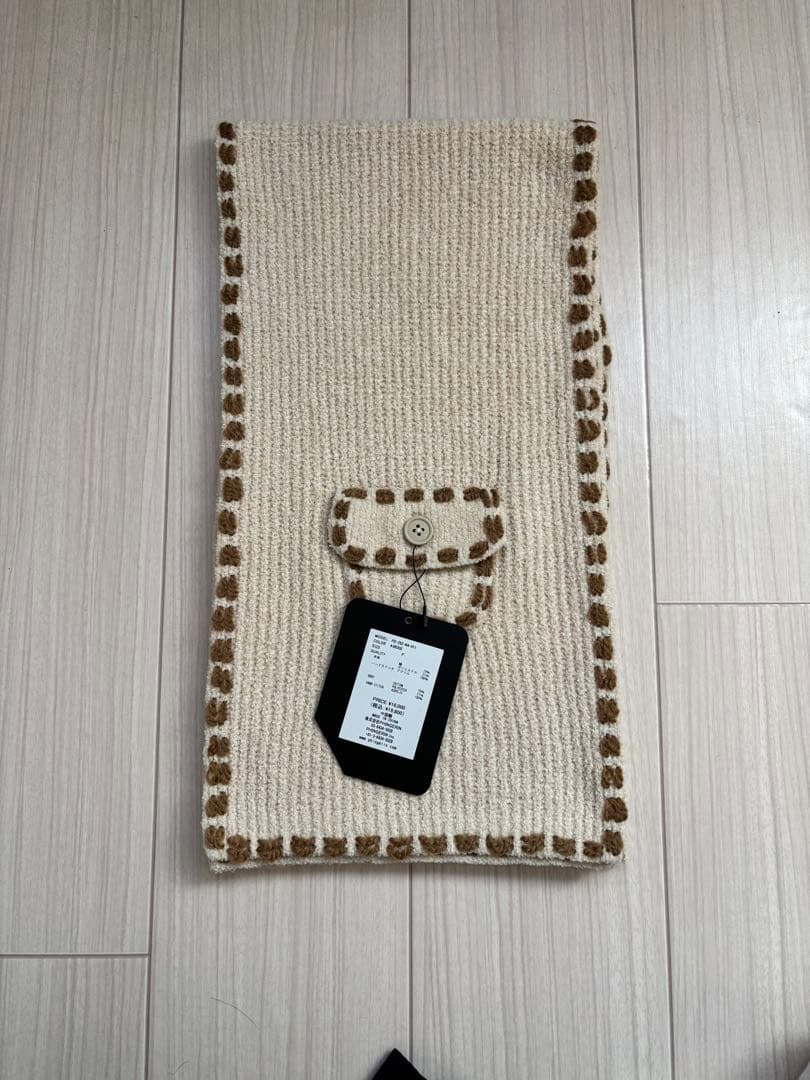 phingerin scarf ステッチ　25aw