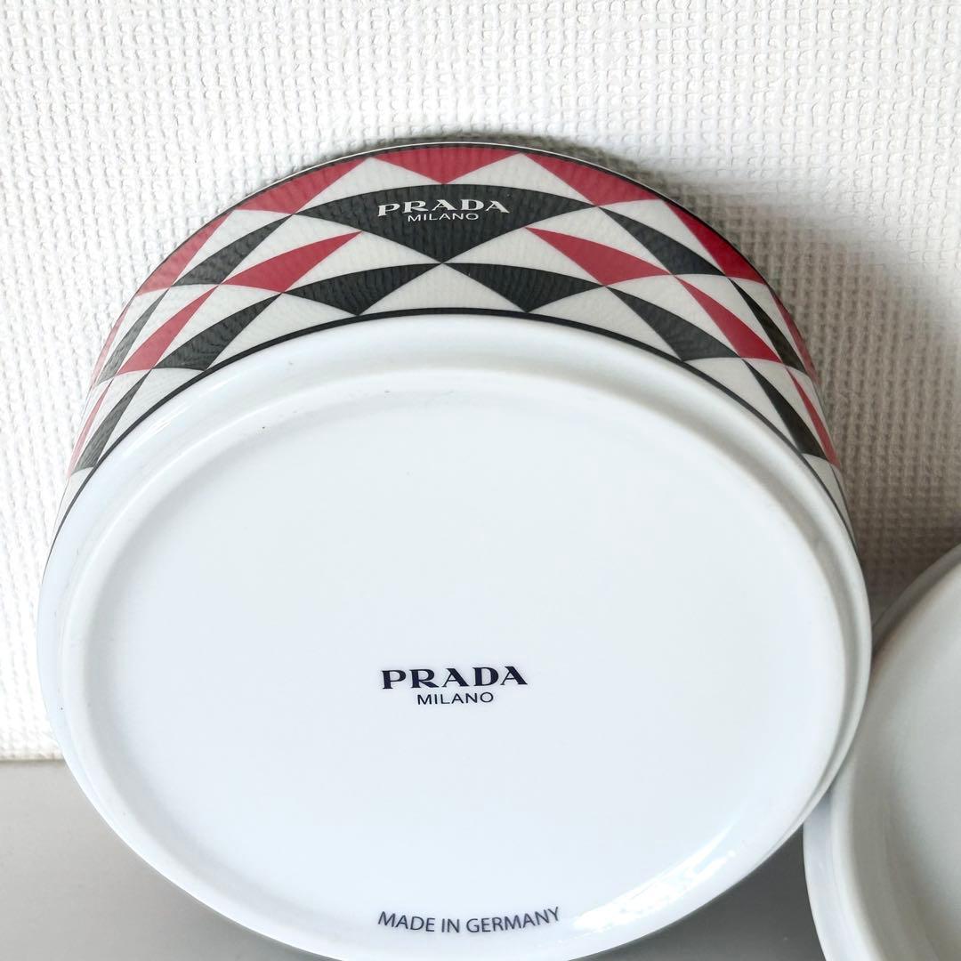 新品未使用品♪PRADA♪ジュエリーボックス♪ポーセリン♪箱付