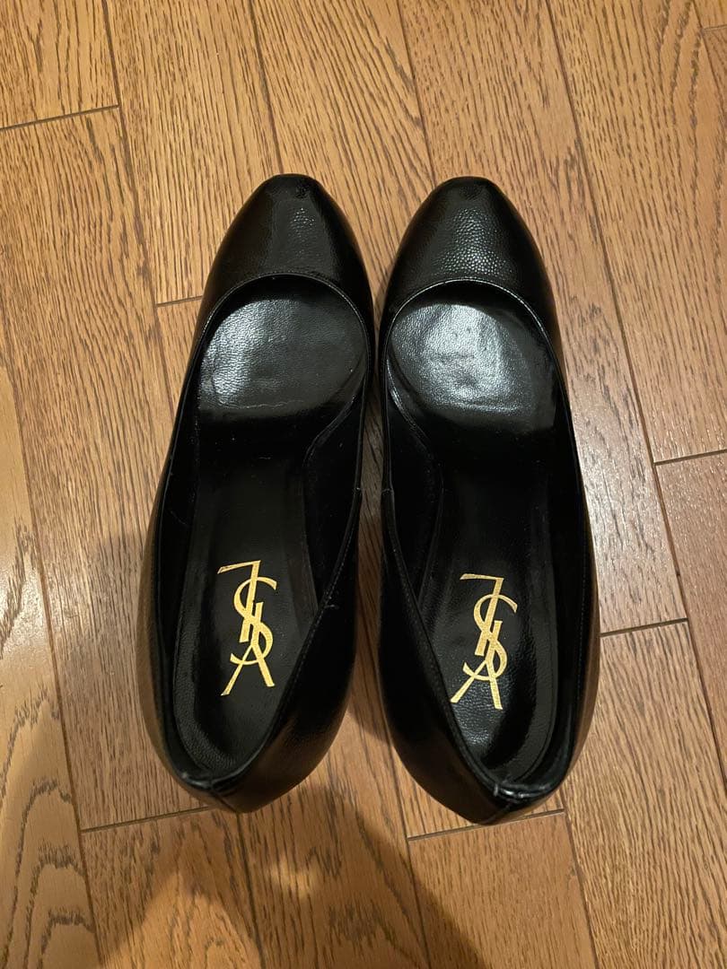 サンローラン　パンプス　レザー　黒　レディース　40サイズ美品
