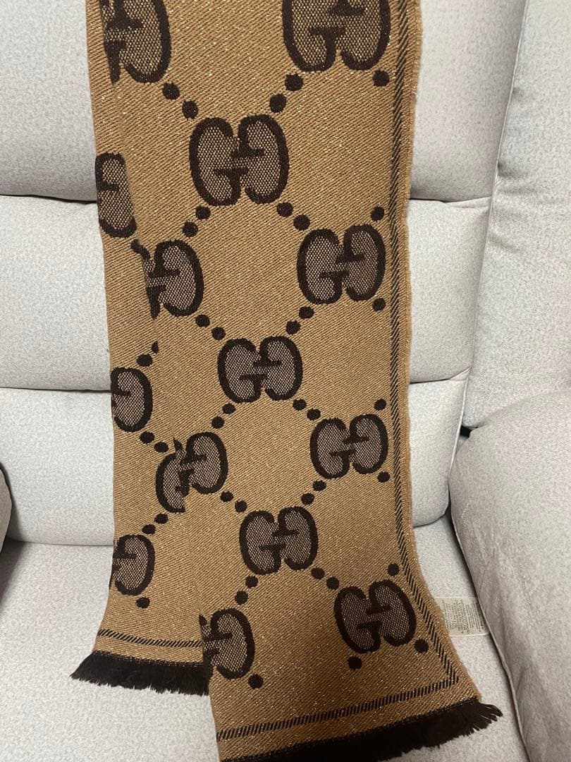 美品　GUCCI ウール　ラメ入　GGロゴ マフラー　ジャンボ　ジャガード
