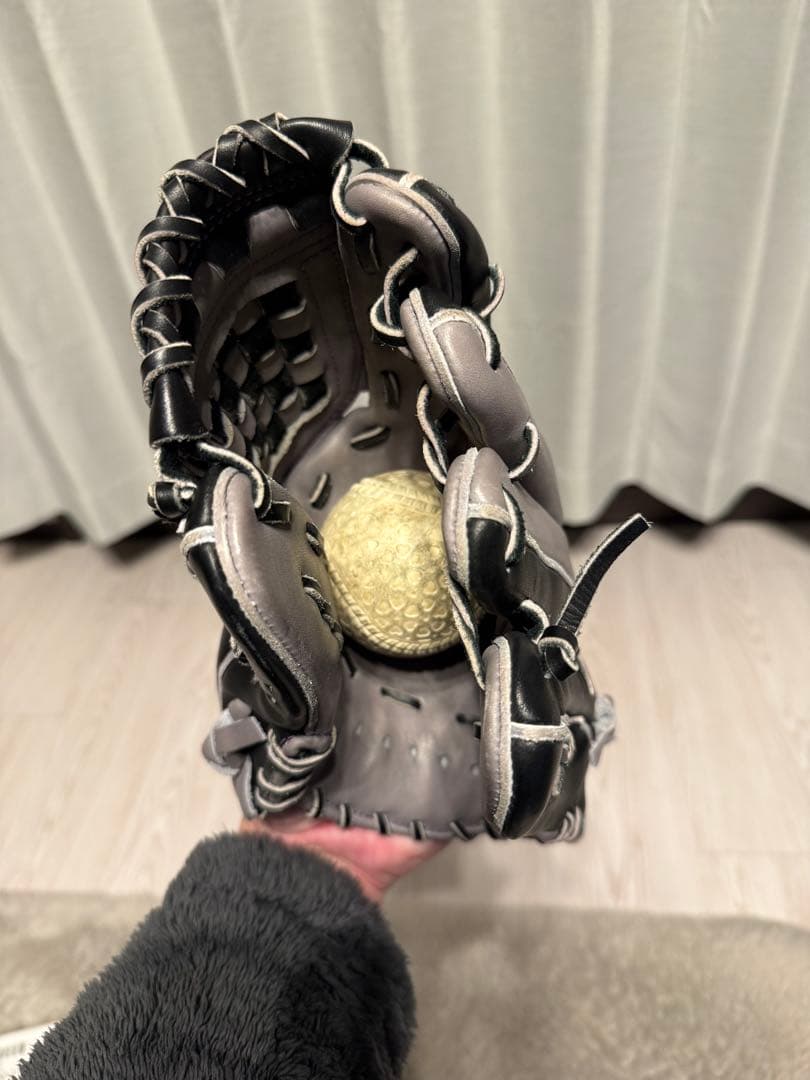 Alegria 軟式グローブ 黒/灰色