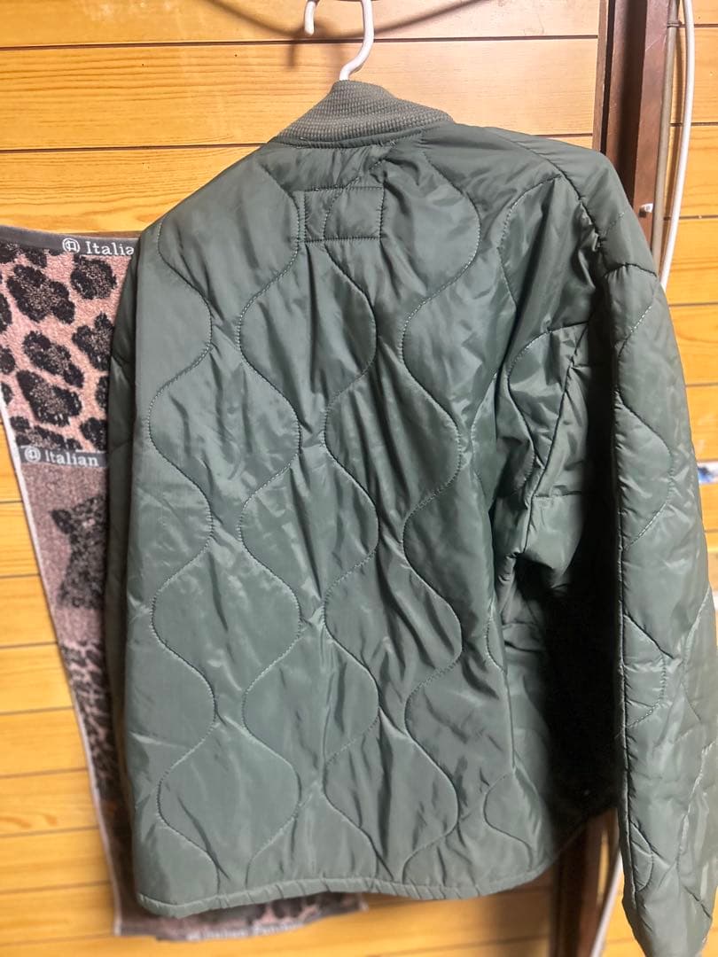 cwu-9p キルティングジャケット