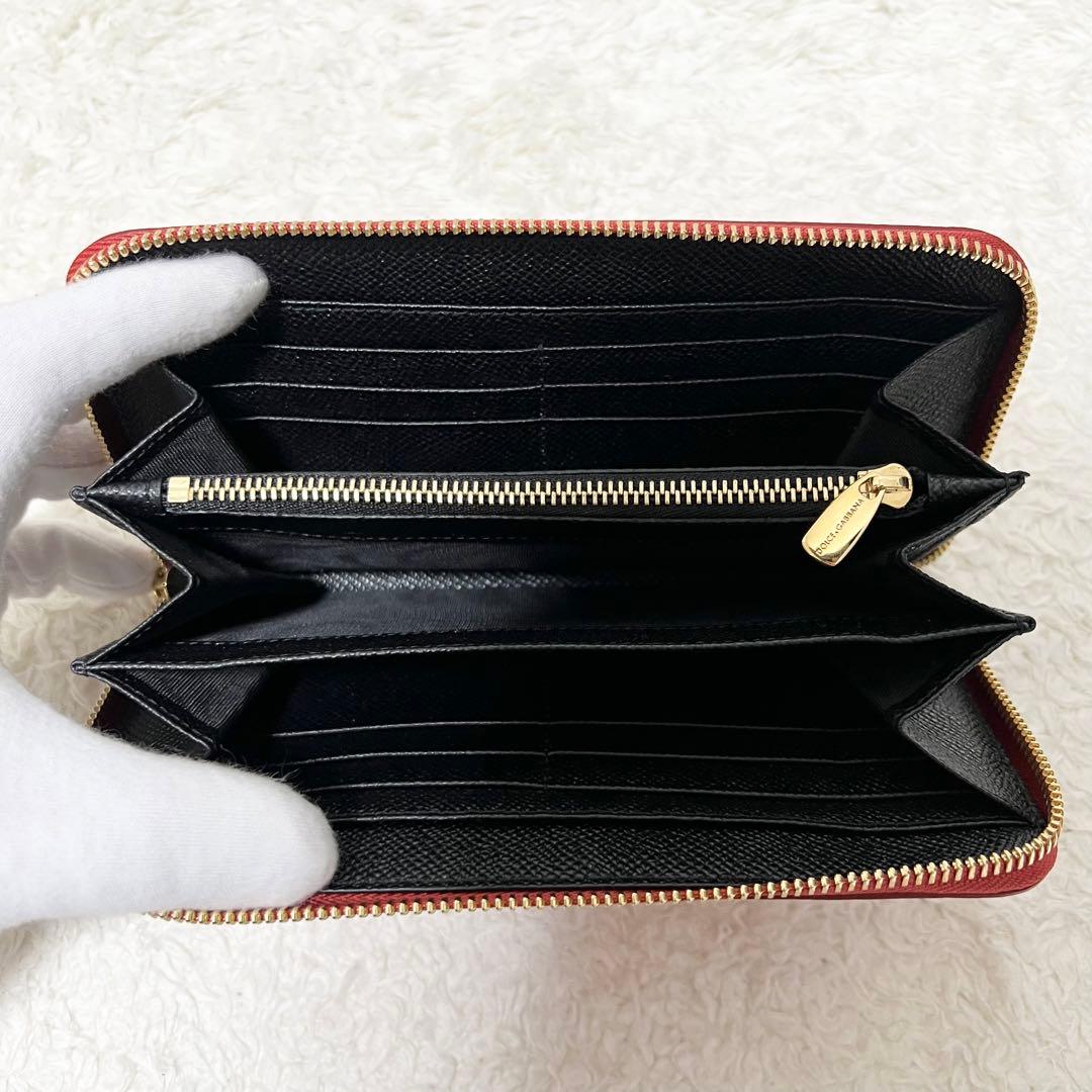 美品 ドルチェアンドガッパーナ 長財布 スタッズ DGロゴ ラウンドジップ