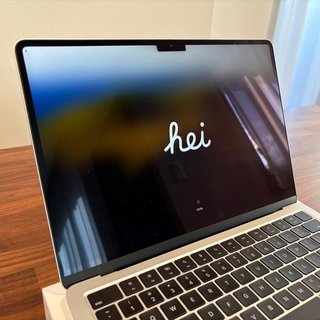 MacBook Air M2 8GB/256GB US シルバー