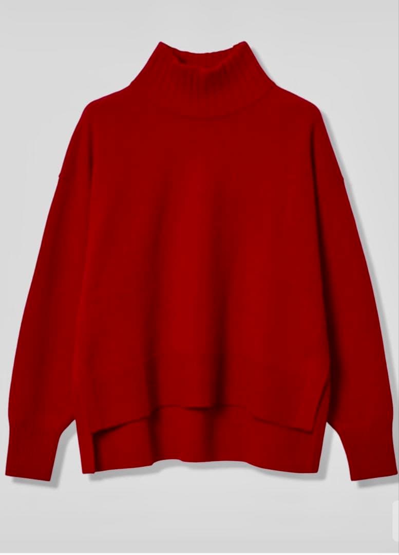 オーバーサイズ 赤 タートルネック ニット